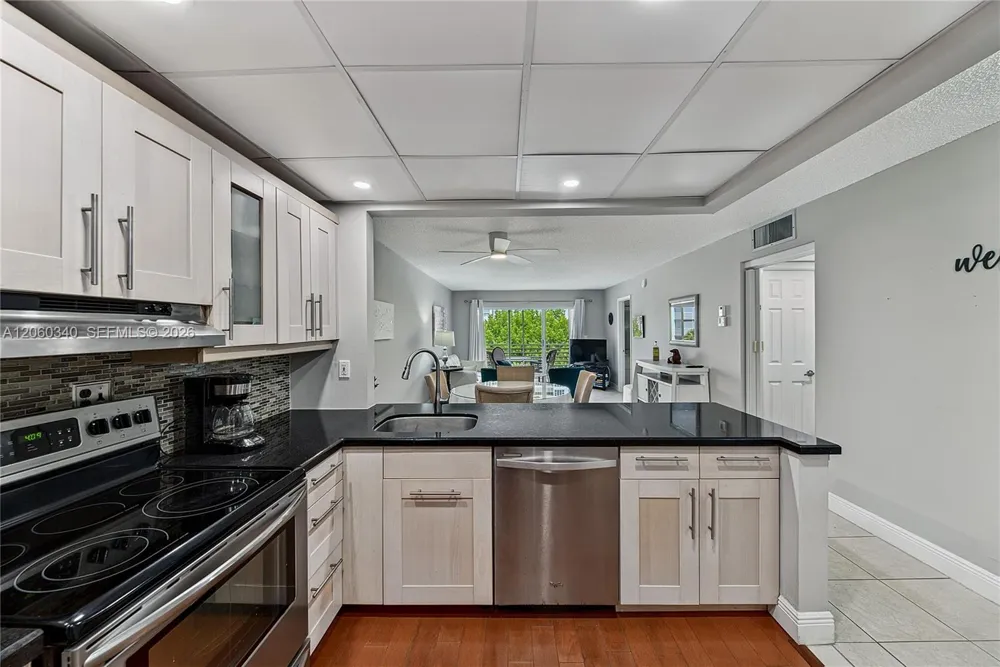 1541 S Ocean Blvd #313 Lauderdale By The Sea, FL 33062