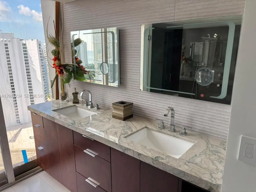 19355 Turnberry Way #26E Aventura, FL 33180