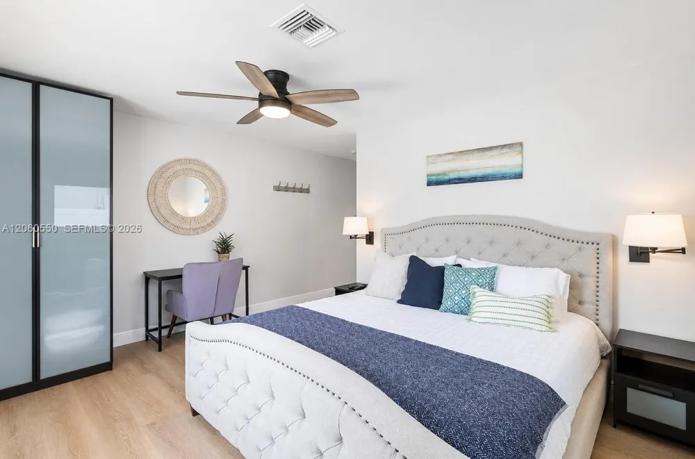 2770 NE 30th St Lighthouse Point, FL 33064
