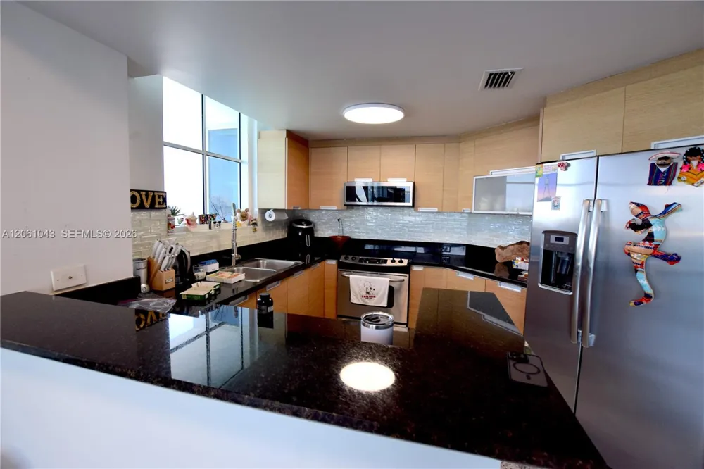 1881 79th St Cswy #1102 North Bay Village, FL 33141