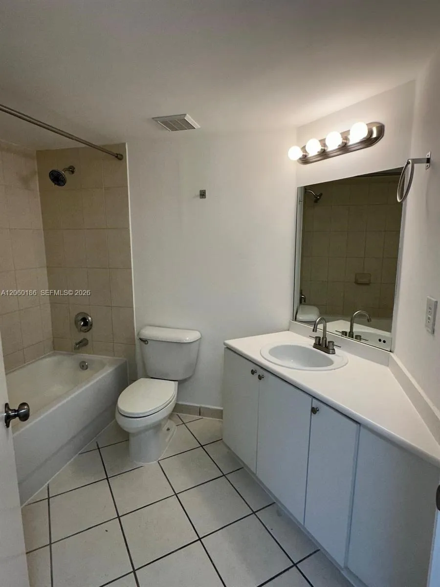 17602 NW 25th Ave #304 Miami Gardens, FL 33056