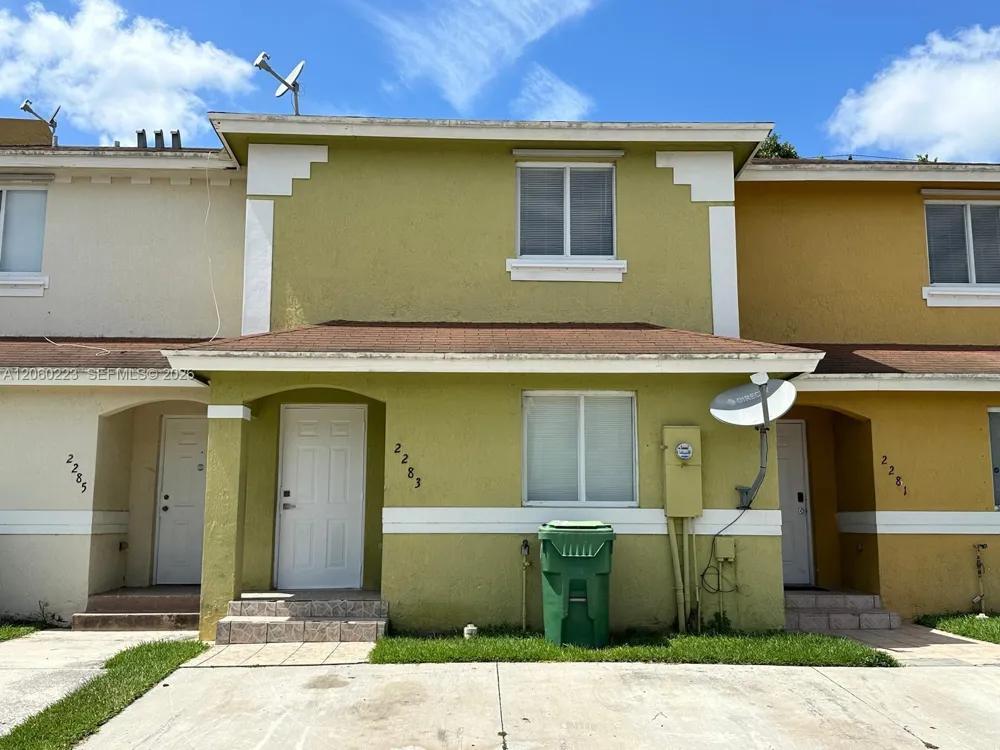 2283 NW 136th Ter Opa-Locka, FL 33054
