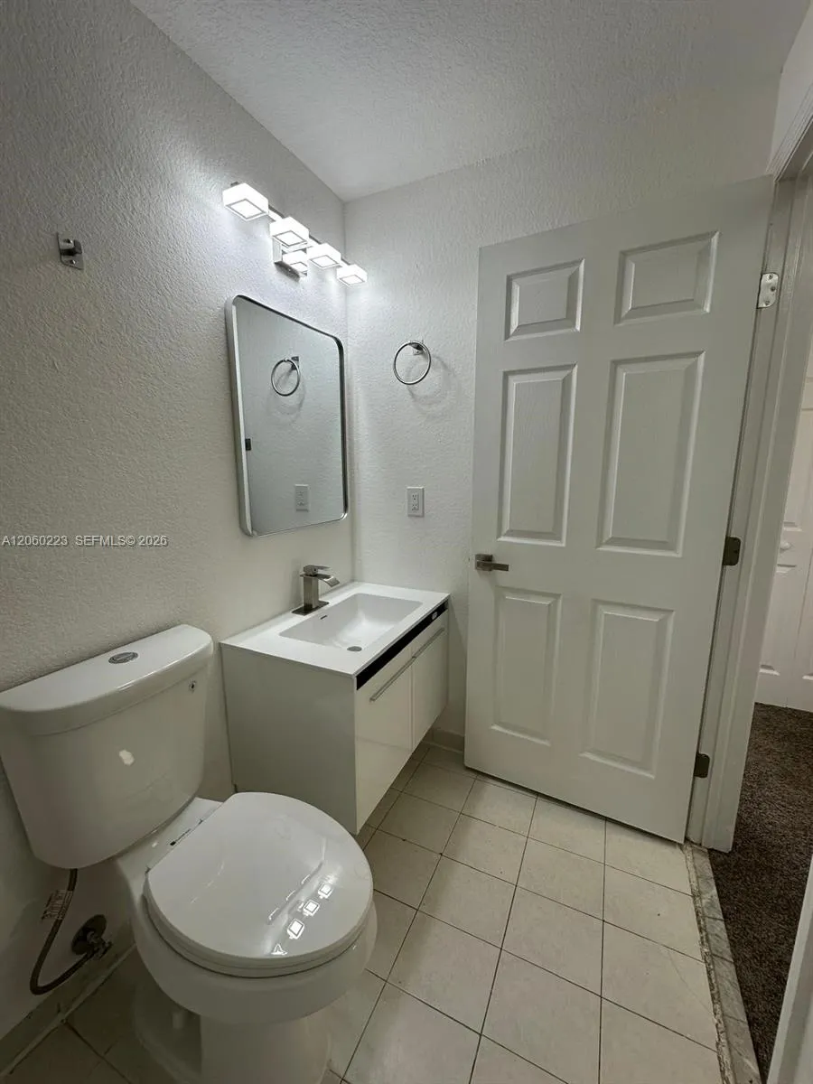 2283 NW 136th Ter Opa-Locka, FL 33054