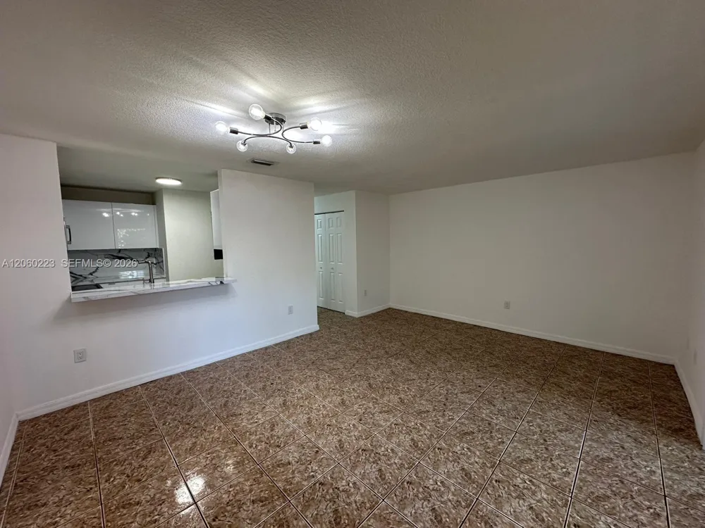 2283 NW 136th Ter Opa-Locka, FL 33054