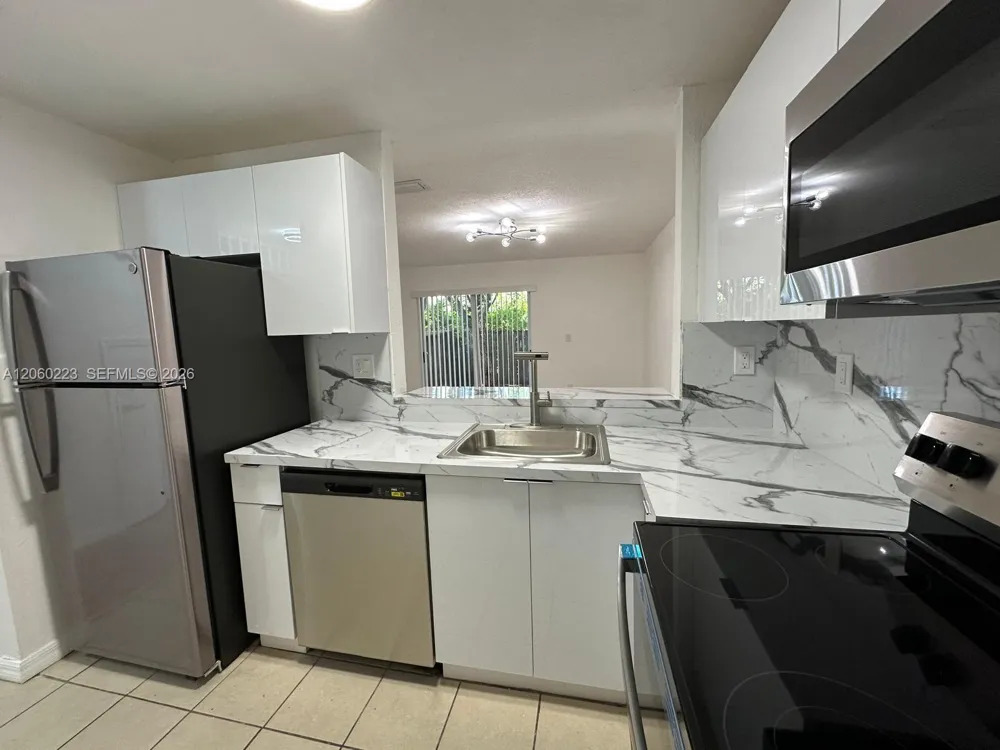 2283 NW 136th Ter Opa-Locka, FL 33054