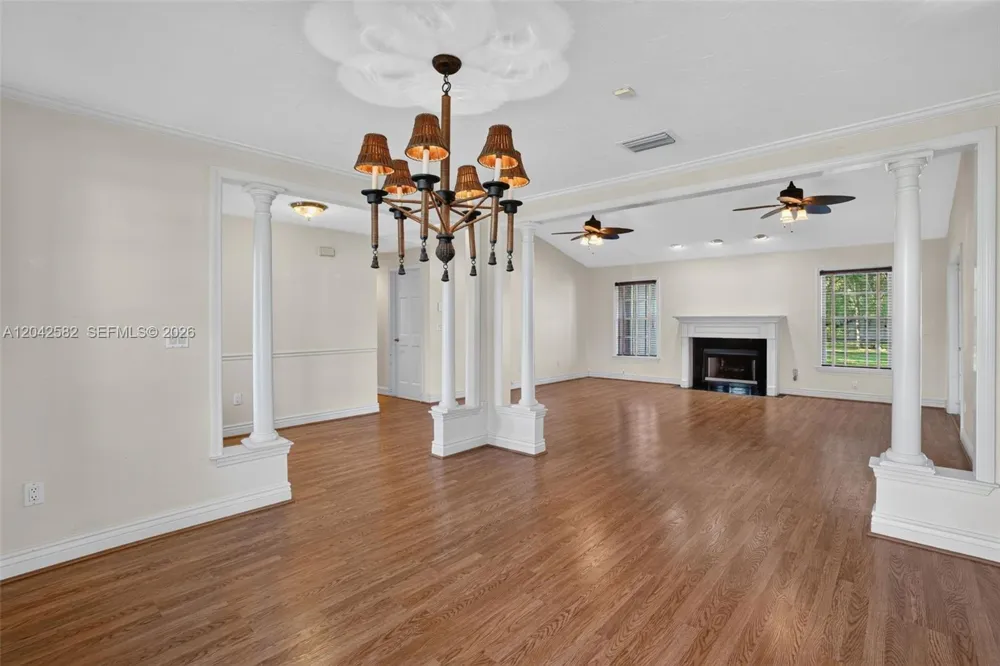 1728 NW 20th St Homestead, FL 33030
