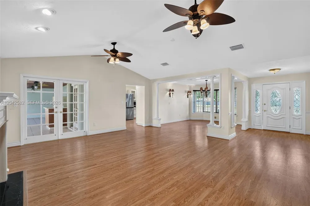 1728 NW 20th St Homestead, FL 33030