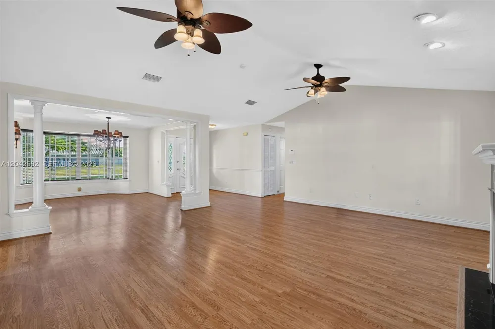 1728 NW 20th St Homestead, FL 33030