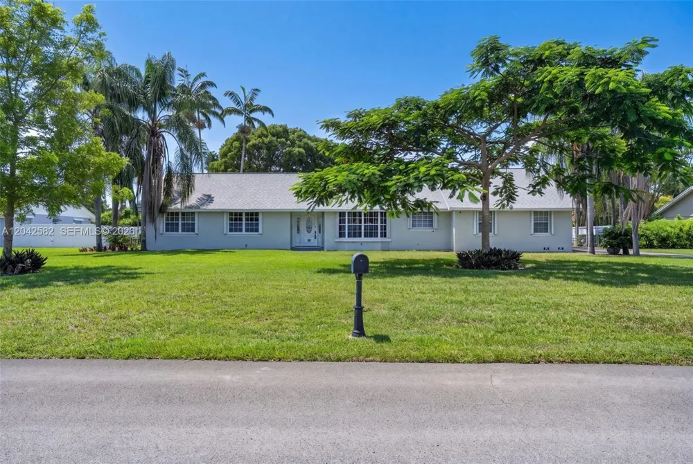 1728 NW 20th St Homestead, FL 33030