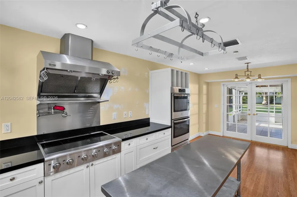 1728 NW 20th St Homestead, FL 33030