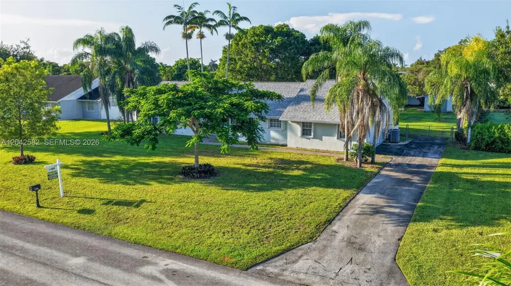 1728 NW 20th St Homestead, FL 33030