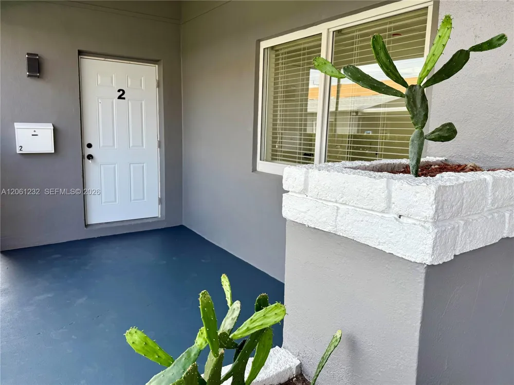 2215 Madison St #2 Hollywood, FL 33020
