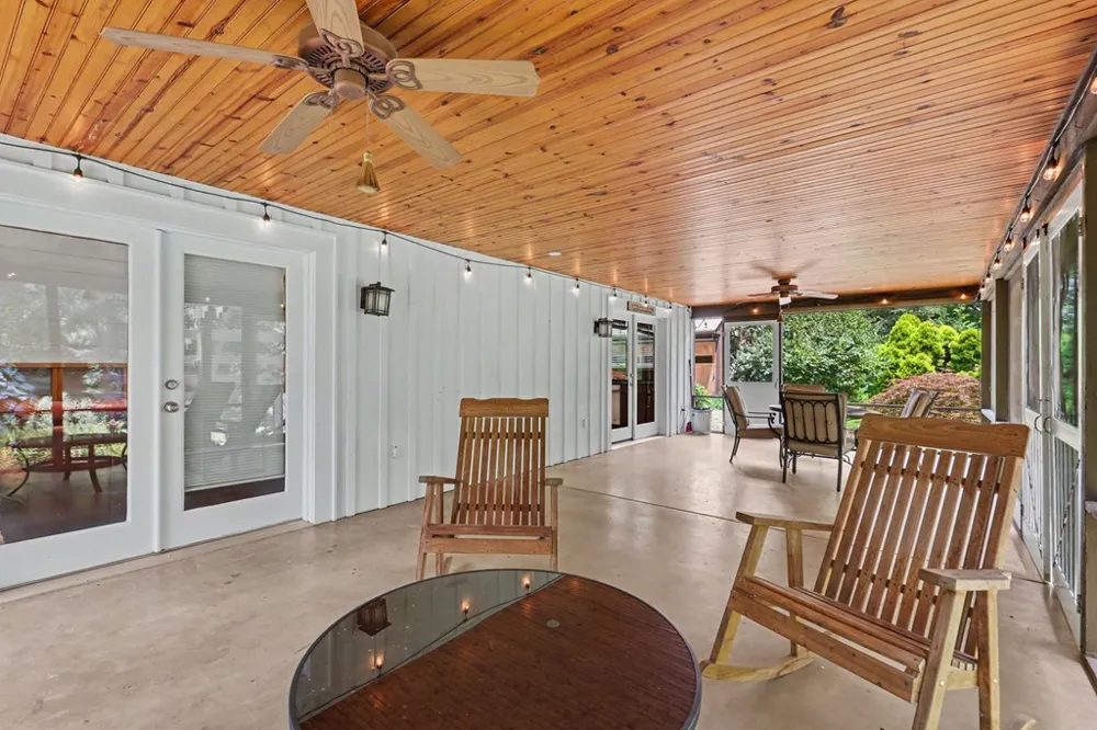 256 Low Gap Road Hayesville, NC 28904