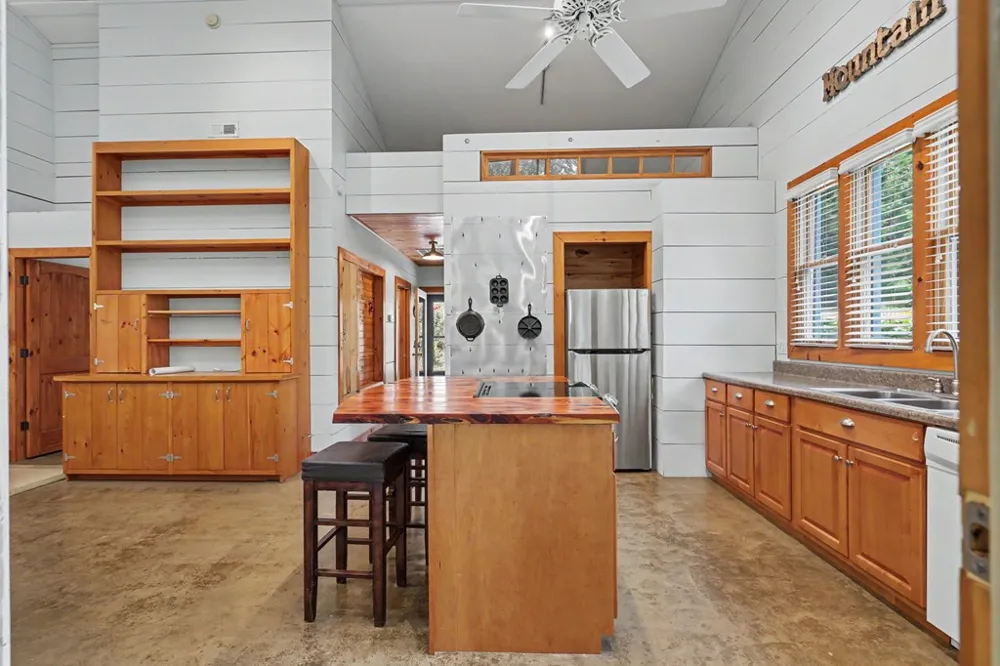 256 Low Gap Road Hayesville, NC 28904
