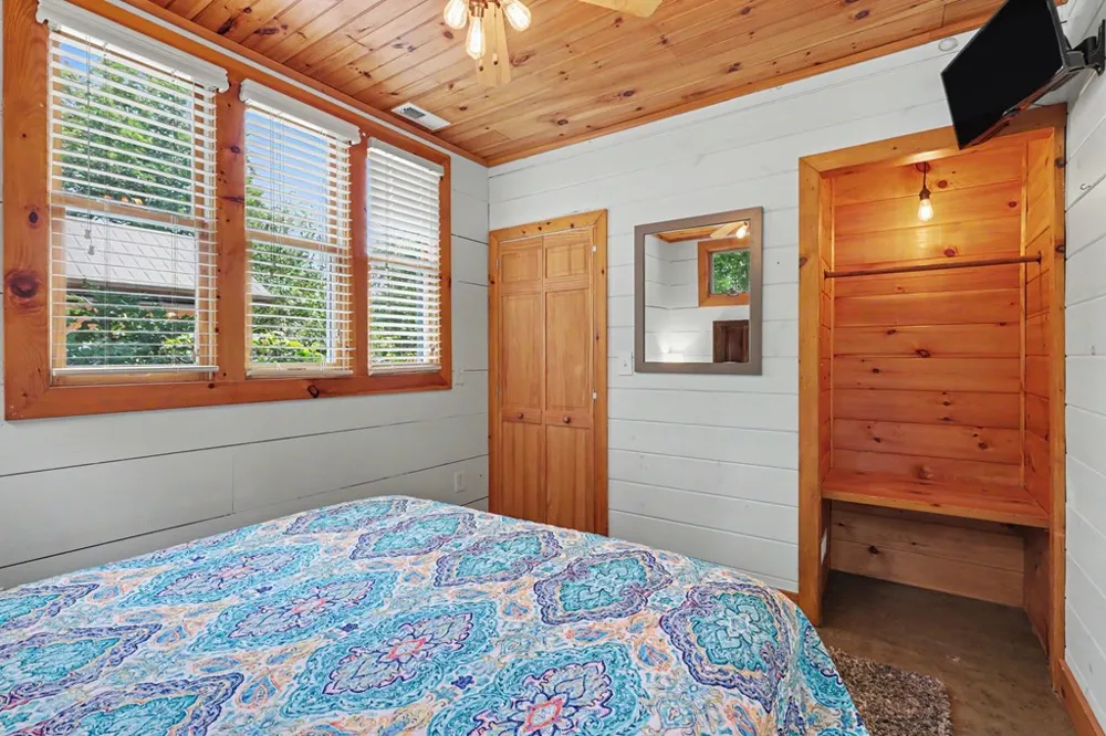 256 Low Gap Road Hayesville, NC 28904