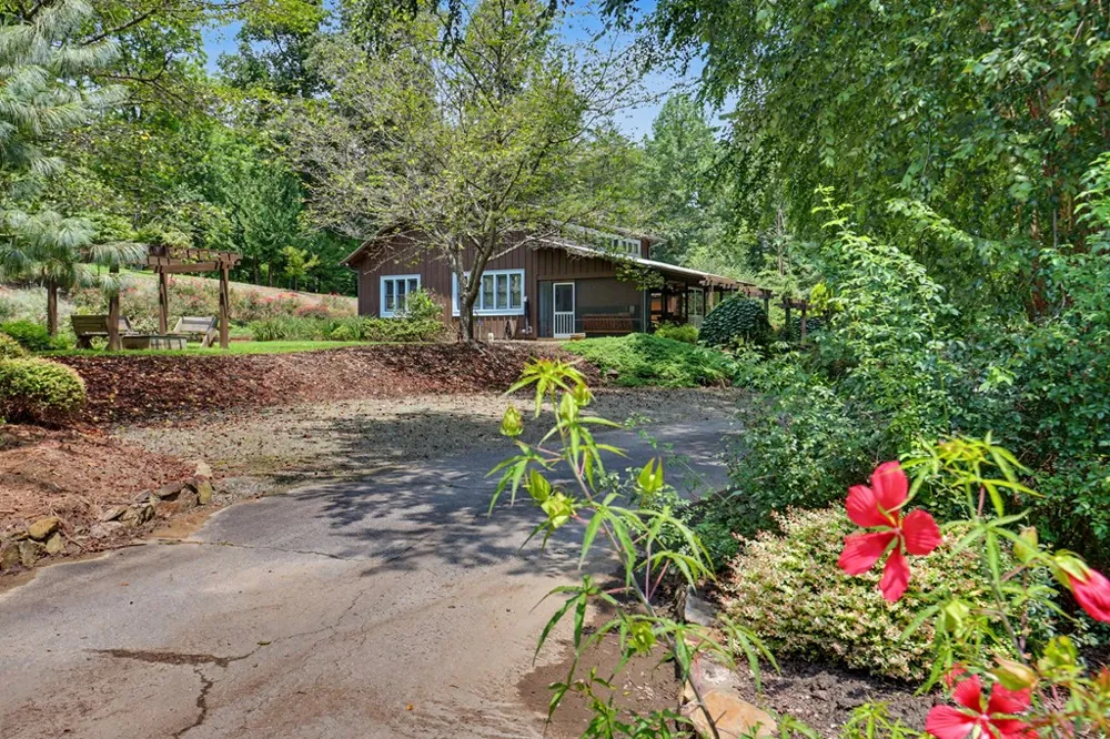 256 Low Gap Road Hayesville, NC 28904
