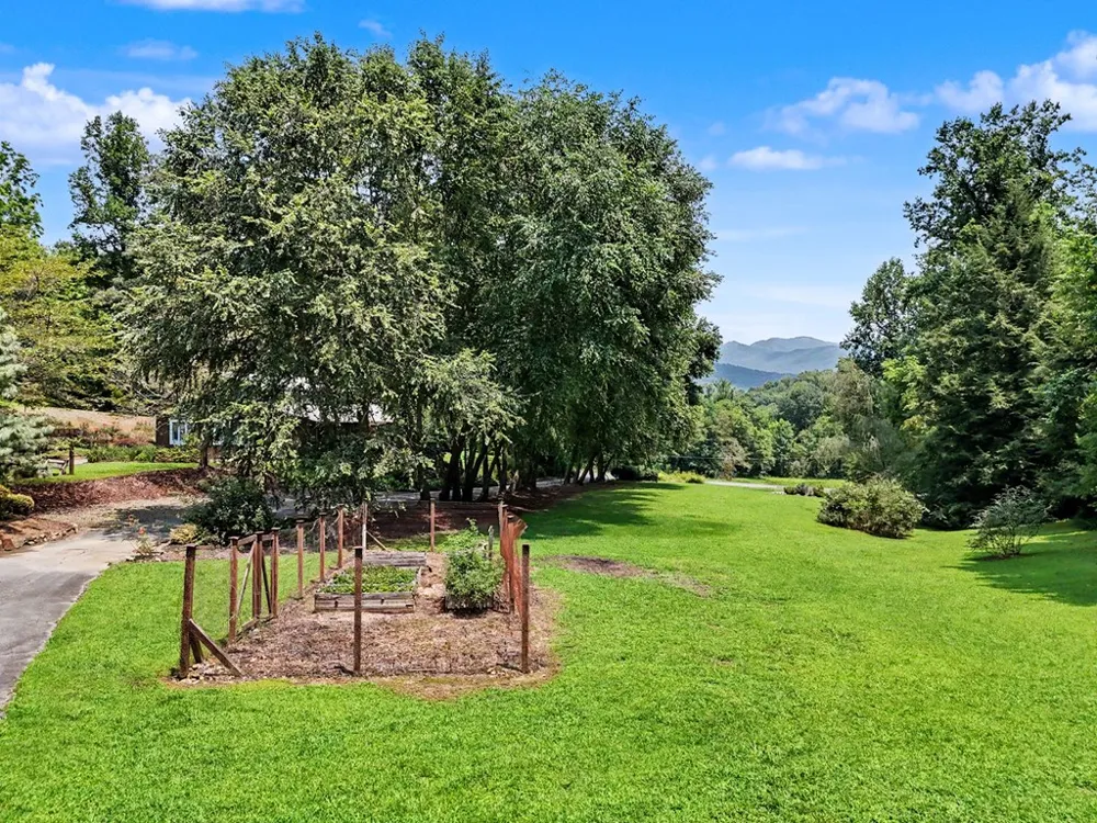 256 Low Gap Road Hayesville, NC 28904