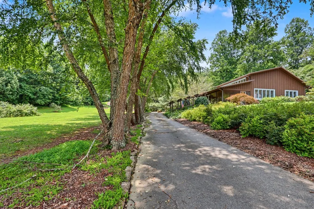 256 Low Gap Road Hayesville, NC 28904