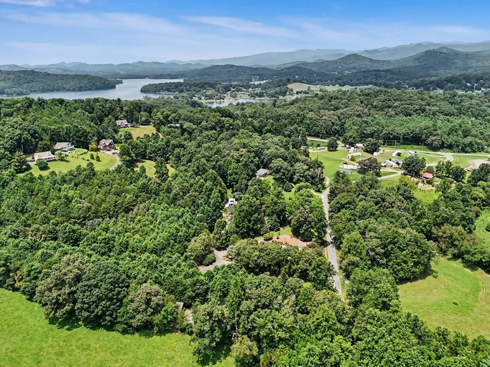 256 Low Gap Road Hayesville, NC 28904
