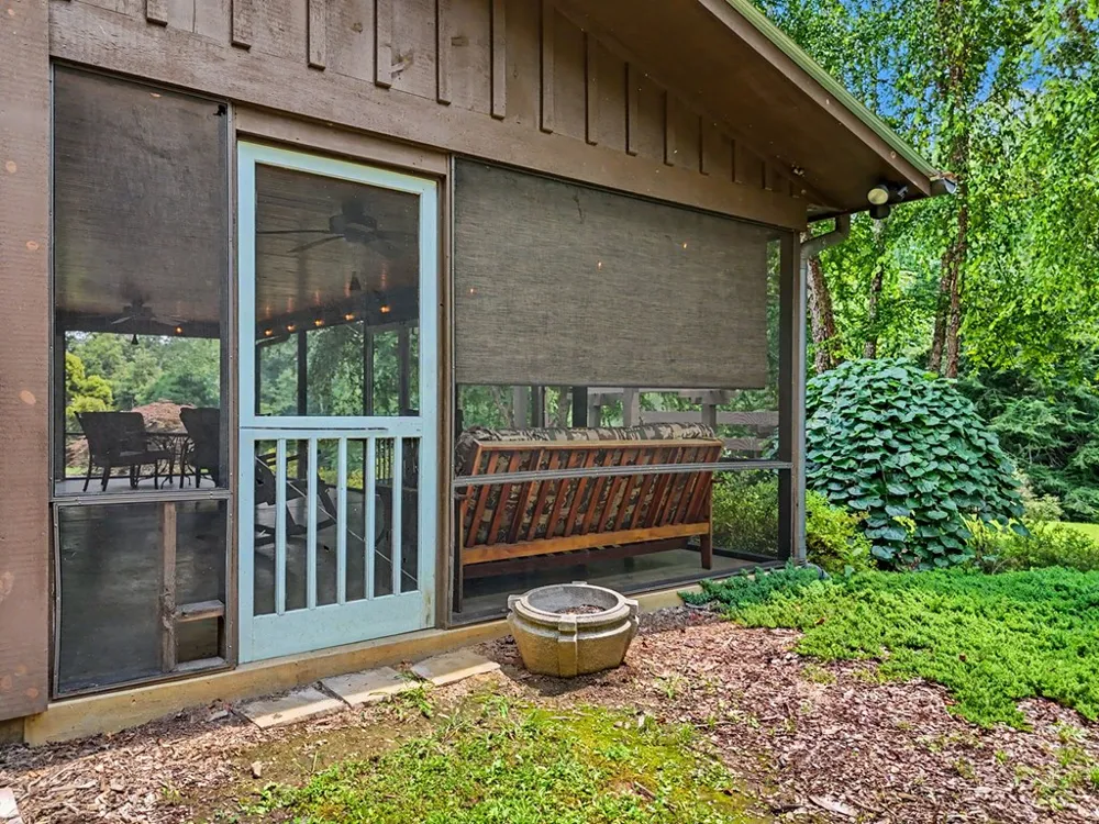 256 Low Gap Road Hayesville, NC 28904
