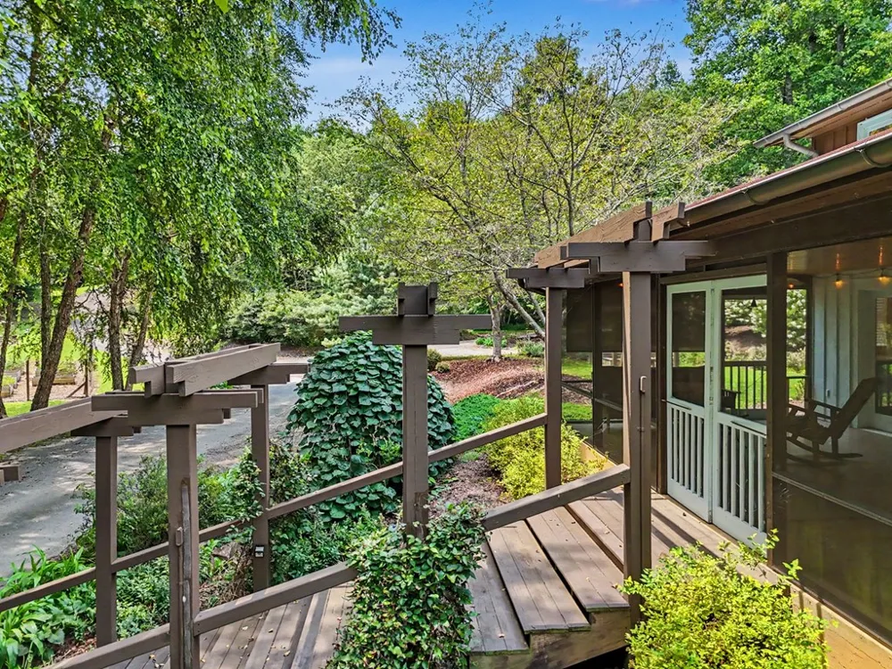 256 Low Gap Road Hayesville, NC 28904