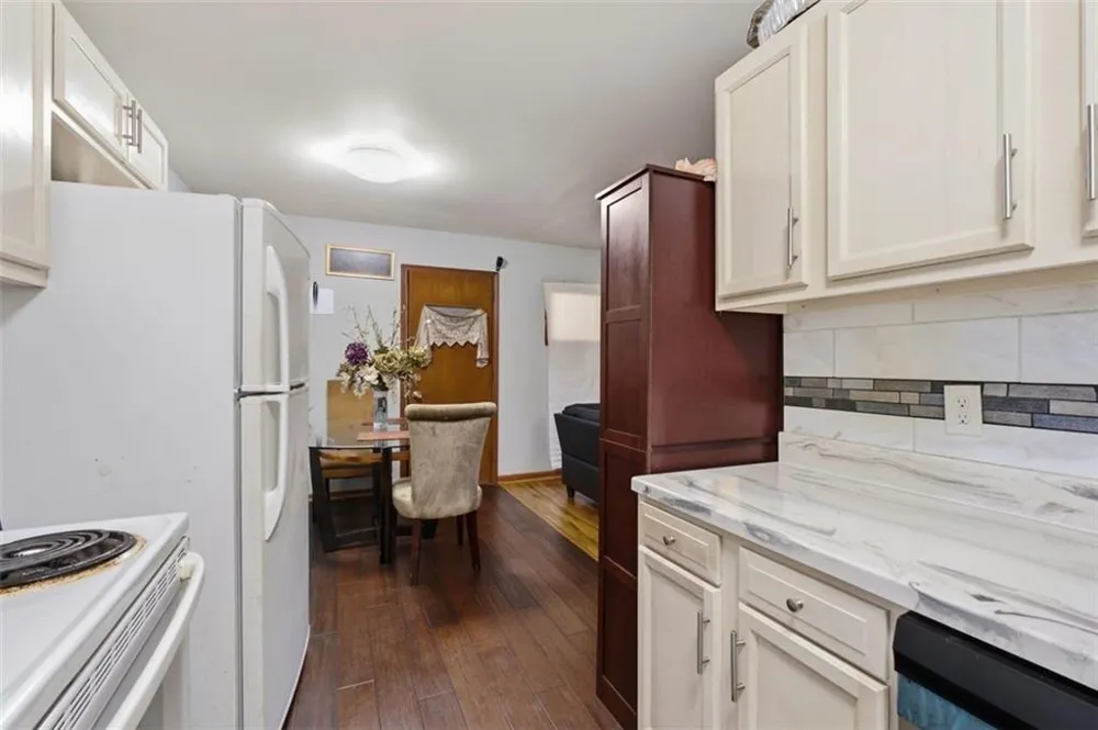 4642 Bartlett Road Forest Park, GA 30297