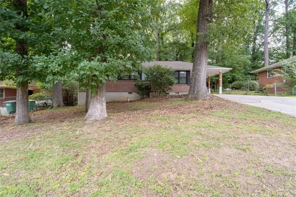 4642 Bartlett Road Forest Park, GA 30297