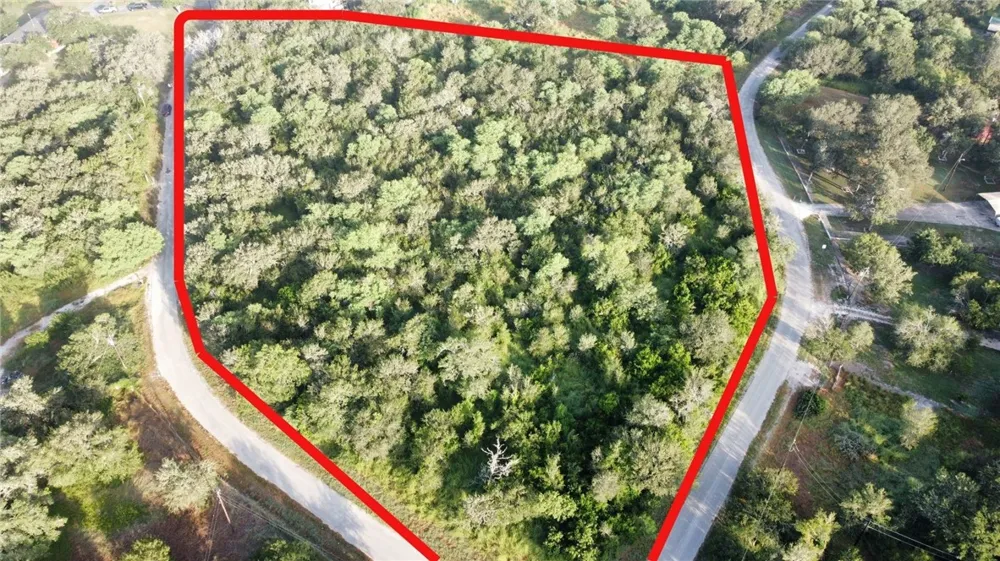 Sandy Hollow Drive Robstown, TX 78380