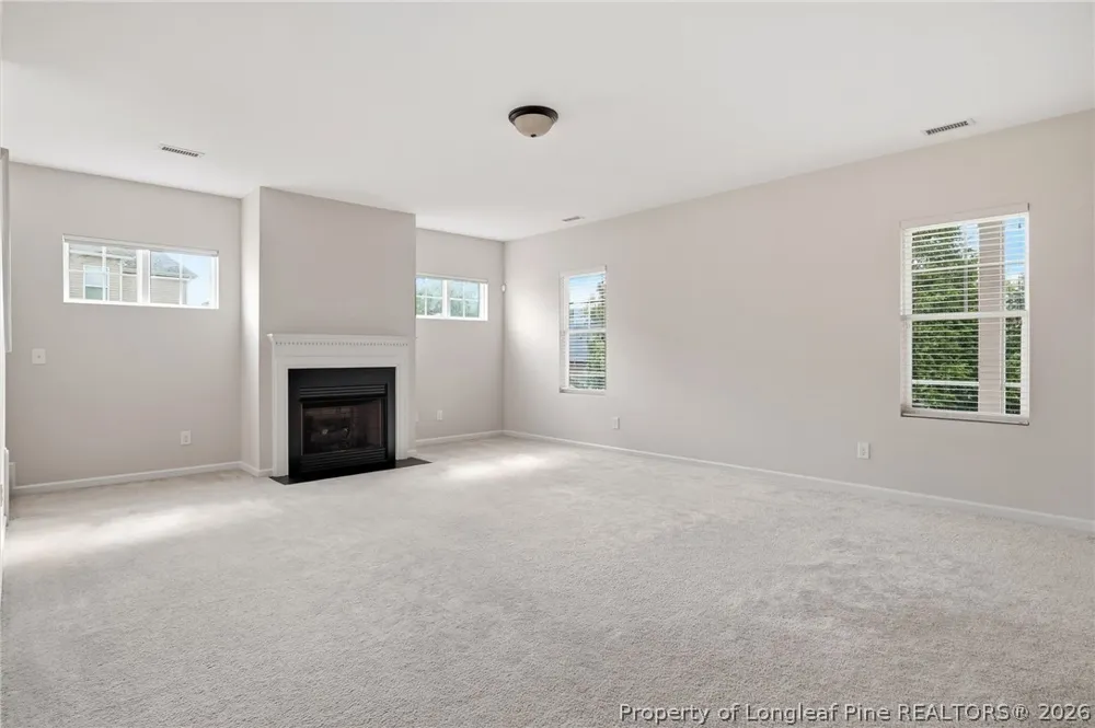 910 Highgrove Drive Spring Lake, NC 28390