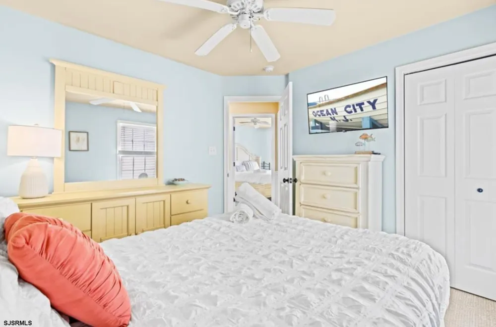 2757 Asbury Ave Ocean City, NJ 08226