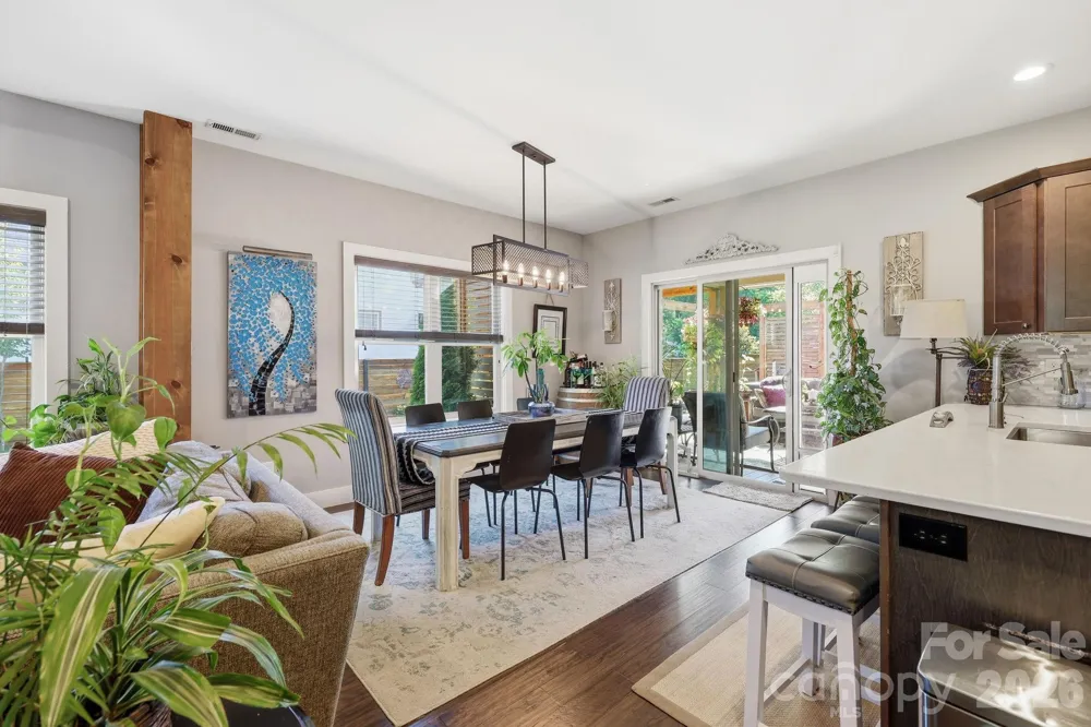 25 Linn Garden Lane Swannanoa, NC 28778