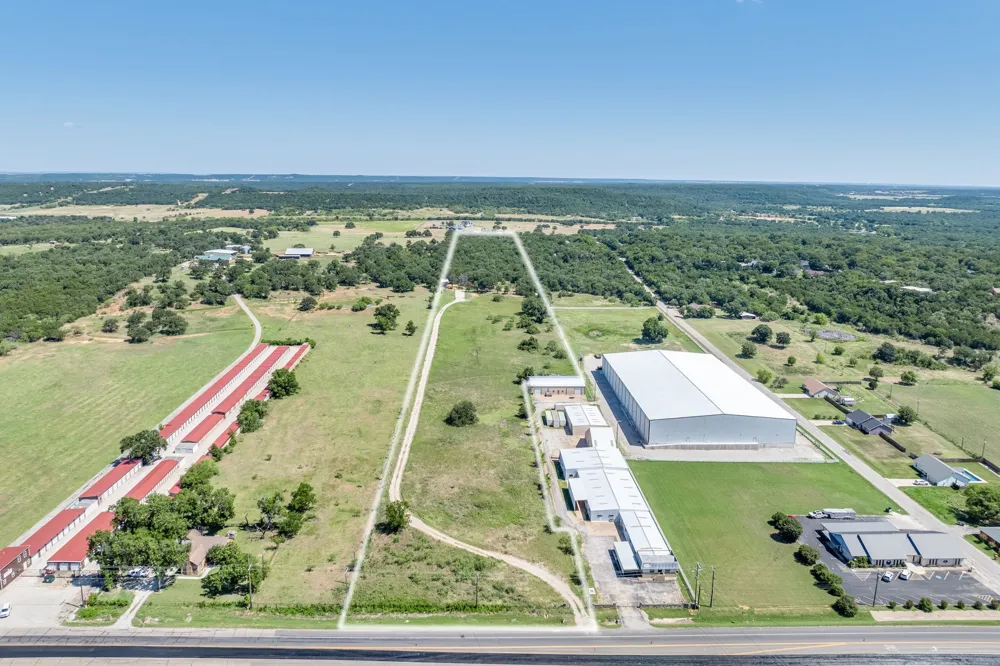 2784 Highway 180 W Mineral Wells, TX 76067