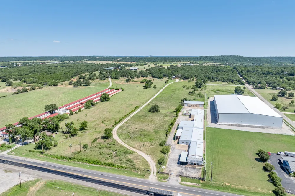 2784 Highway 180 W Mineral Wells, TX 76067