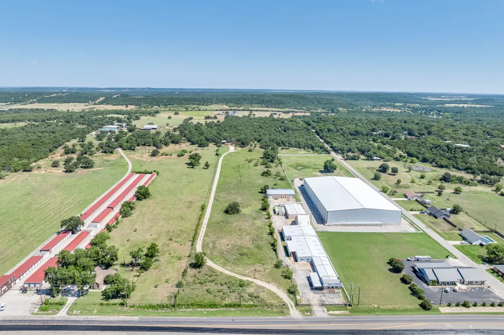 2784 Highway 180 W Mineral Wells, TX 76067