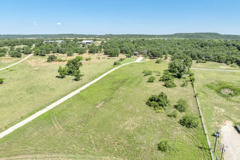 2784 Highway 180 W Mineral Wells, TX 76067