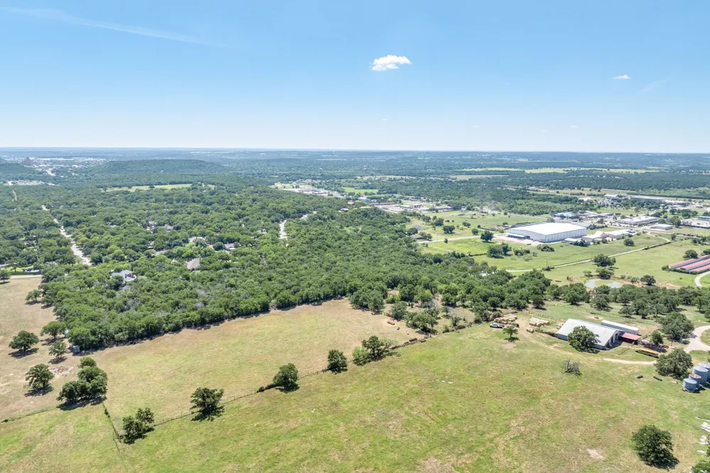 2784 Highway 180 W Mineral Wells, TX 76067