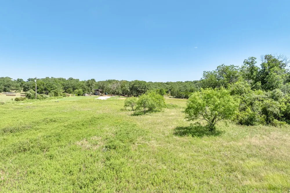 2784 Highway 180 W Mineral Wells, TX 76067
