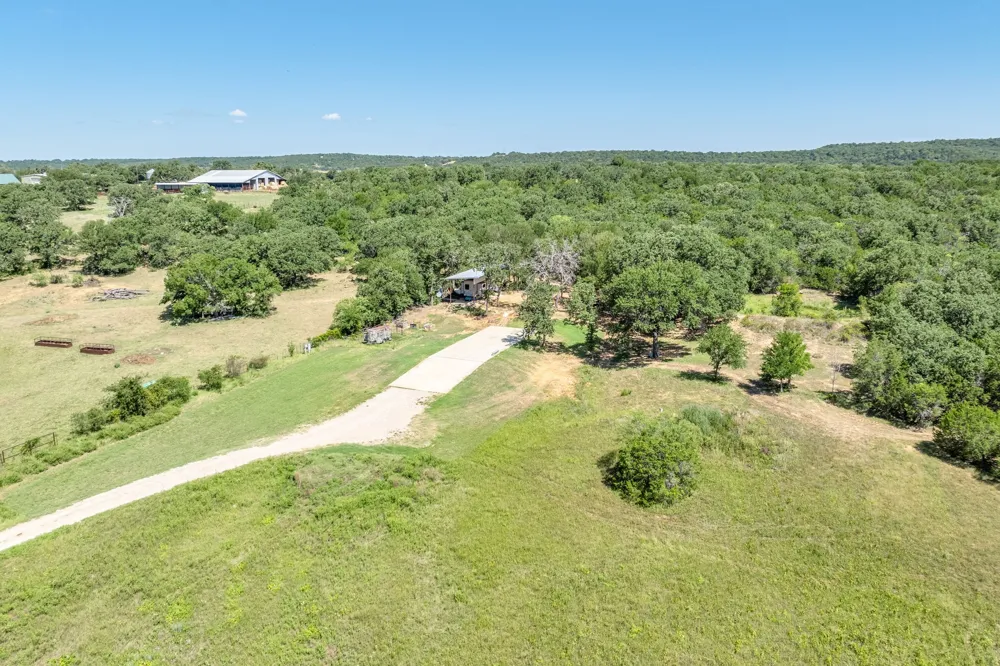 2784 Highway 180 W Mineral Wells, TX 76067