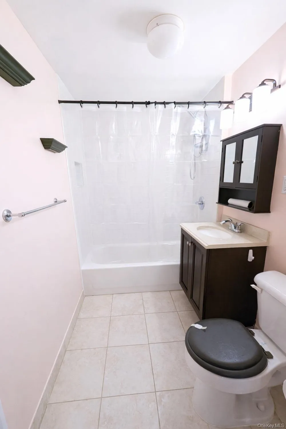 14116 84th Drive #3D Briarwood, NY 11435