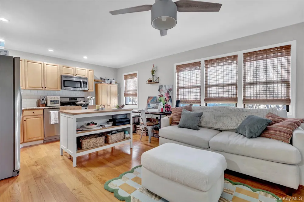 65 W Broadway #10A Long Beach, NY 11561