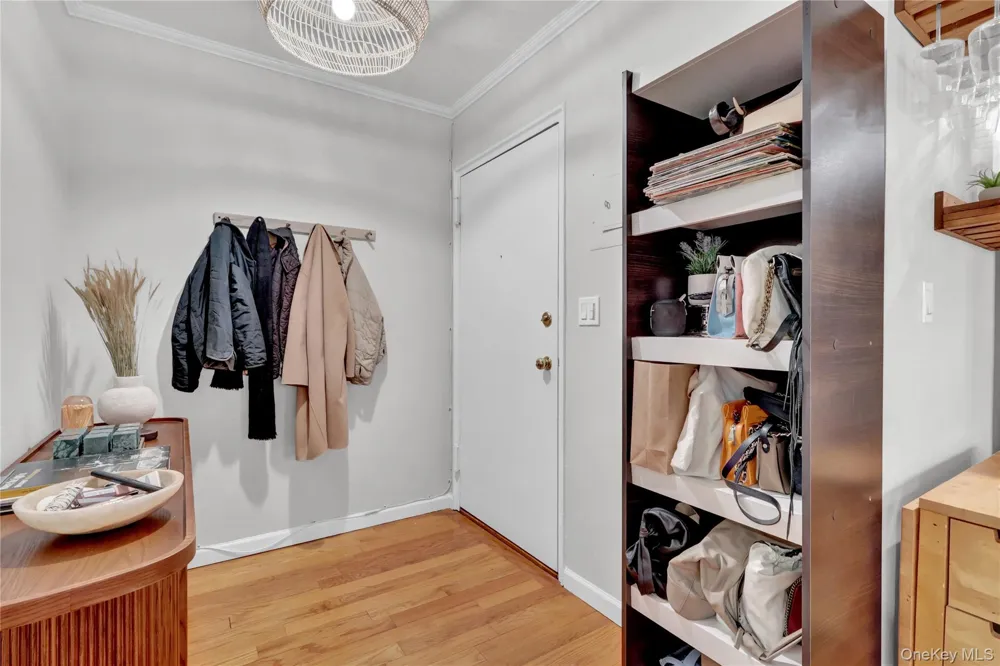 65 W Broadway #10A Long Beach, NY 11561
