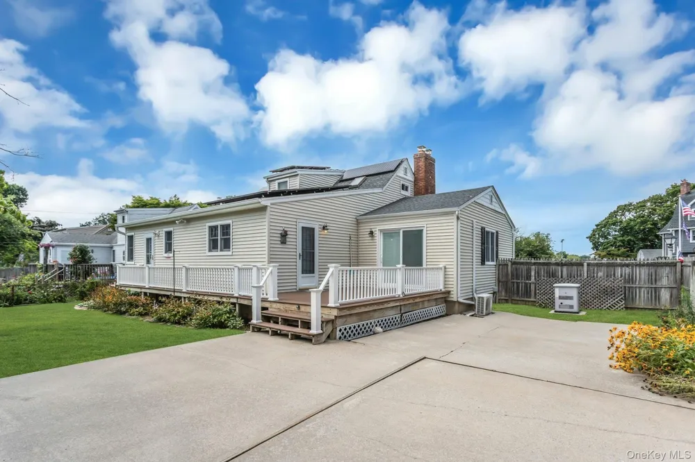 29 Timber Road Glen Cove, NY 11542