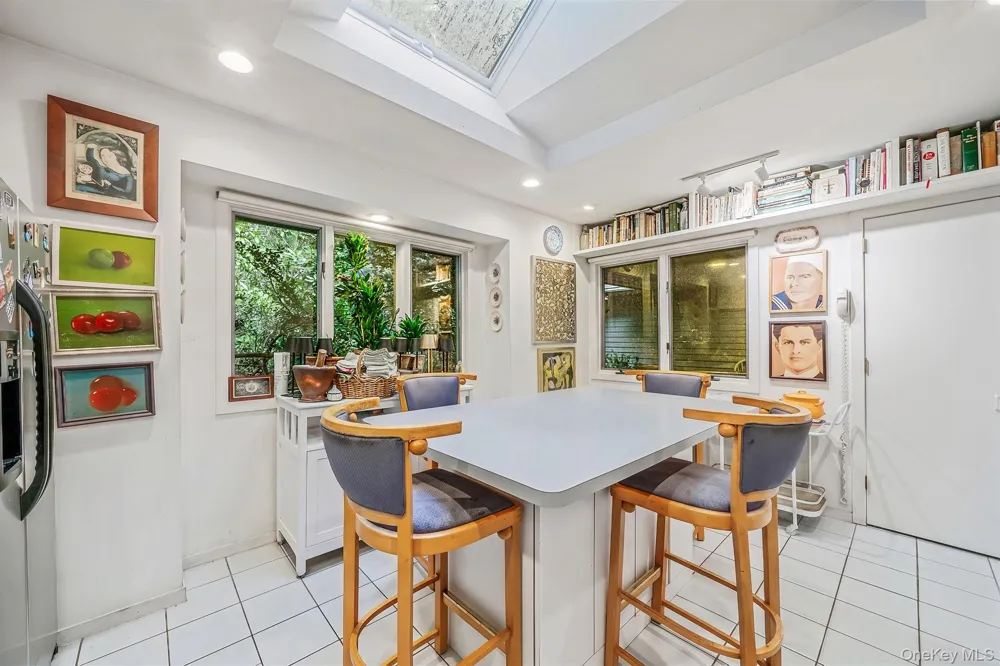 16 Joshuas Path East Hampton, NY 11937