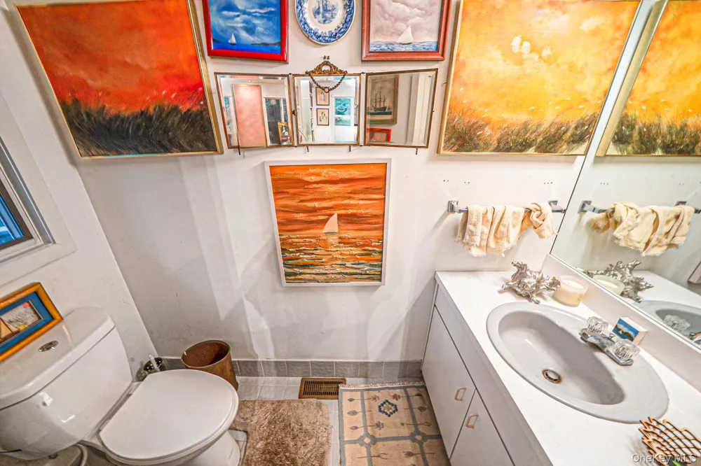 16 Joshuas Path East Hampton, NY 11937