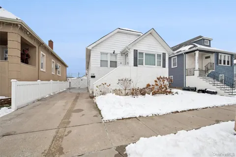 1038 Traymore Boulevard