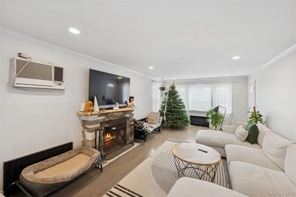 1038 Traymore Boulevard Island Park, NY 11558