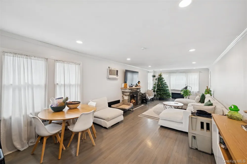 1038 Traymore Boulevard Island Park, NY 11558