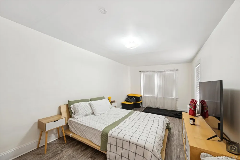 1038 Traymore Boulevard Island Park, NY 11558