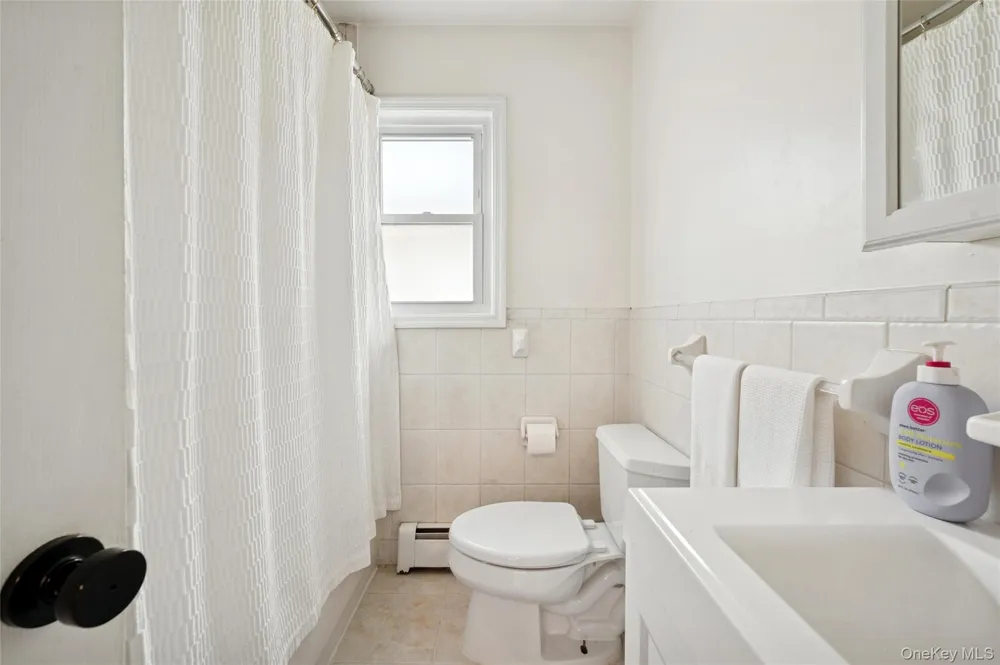 1038 Traymore Boulevard Island Park, NY 11558