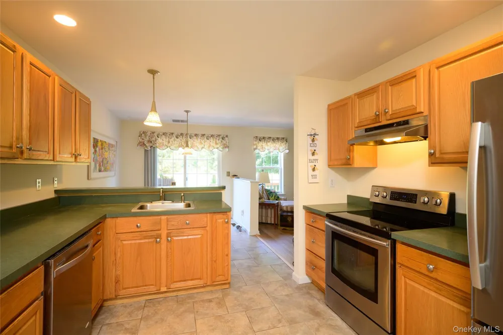 66 Tee Lane Red Hook, NY 12571